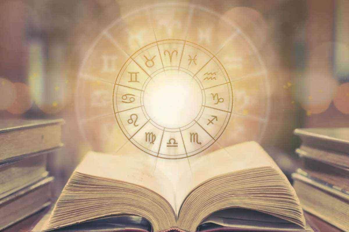 I movimenti planetari in corso indicano un susseguirsi di energie favorevoli, capaci di sbloccare antichi desideri, aprire nuove strade e accelerare